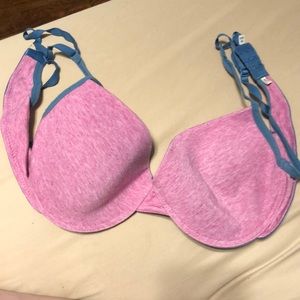 Pink and blue t shirt bra 38C